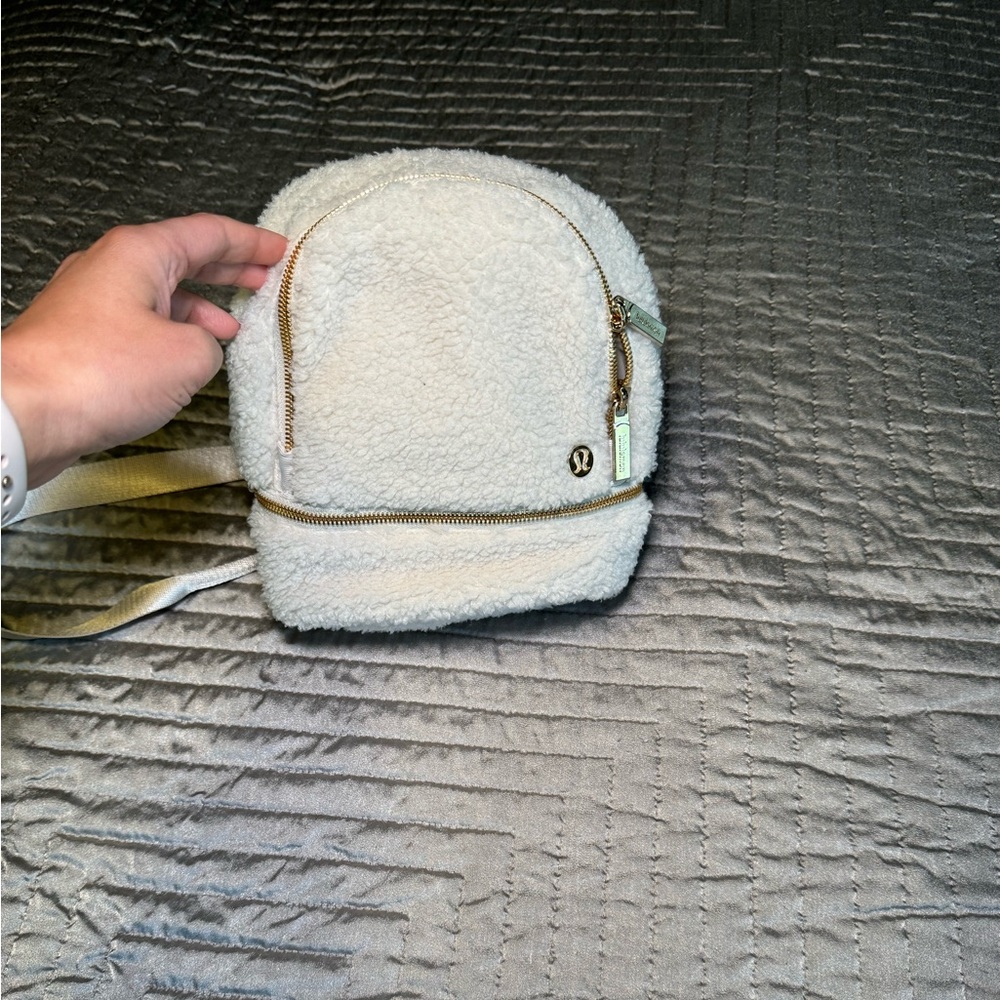 Lululemon micro Sherpa mini backpack